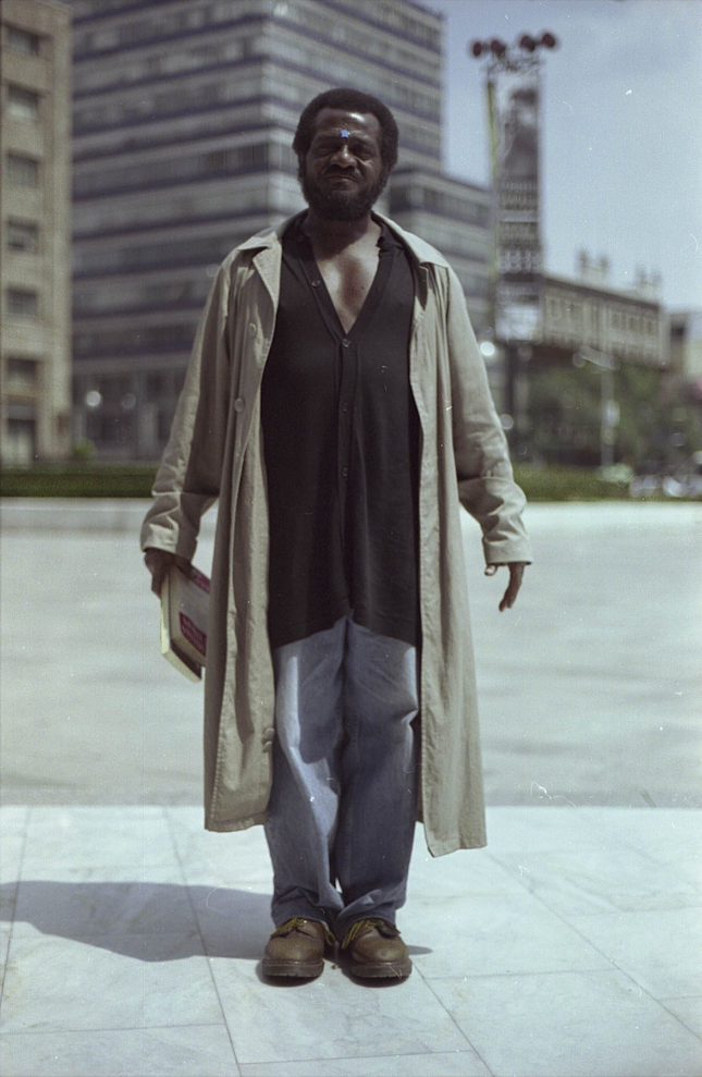 Proyecto PERSONA / Héctor Cruz Juárez / loquellega.com